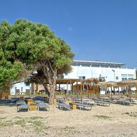 Epipleon Luxury Suites -102- Δωμάτιο 45Τμ Με Βεράντα 35Τμ Μπροστά Στη Θάλασσα Nafpaktos Buitenkant foto