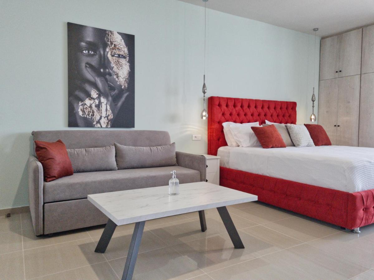 Epipleon Luxury Suites -102- Δωμάτιο 45Τμ Με Βεράντα 35Τμ Μπροστά Στη Θάλασσα Nafpaktos Buitenkant foto
